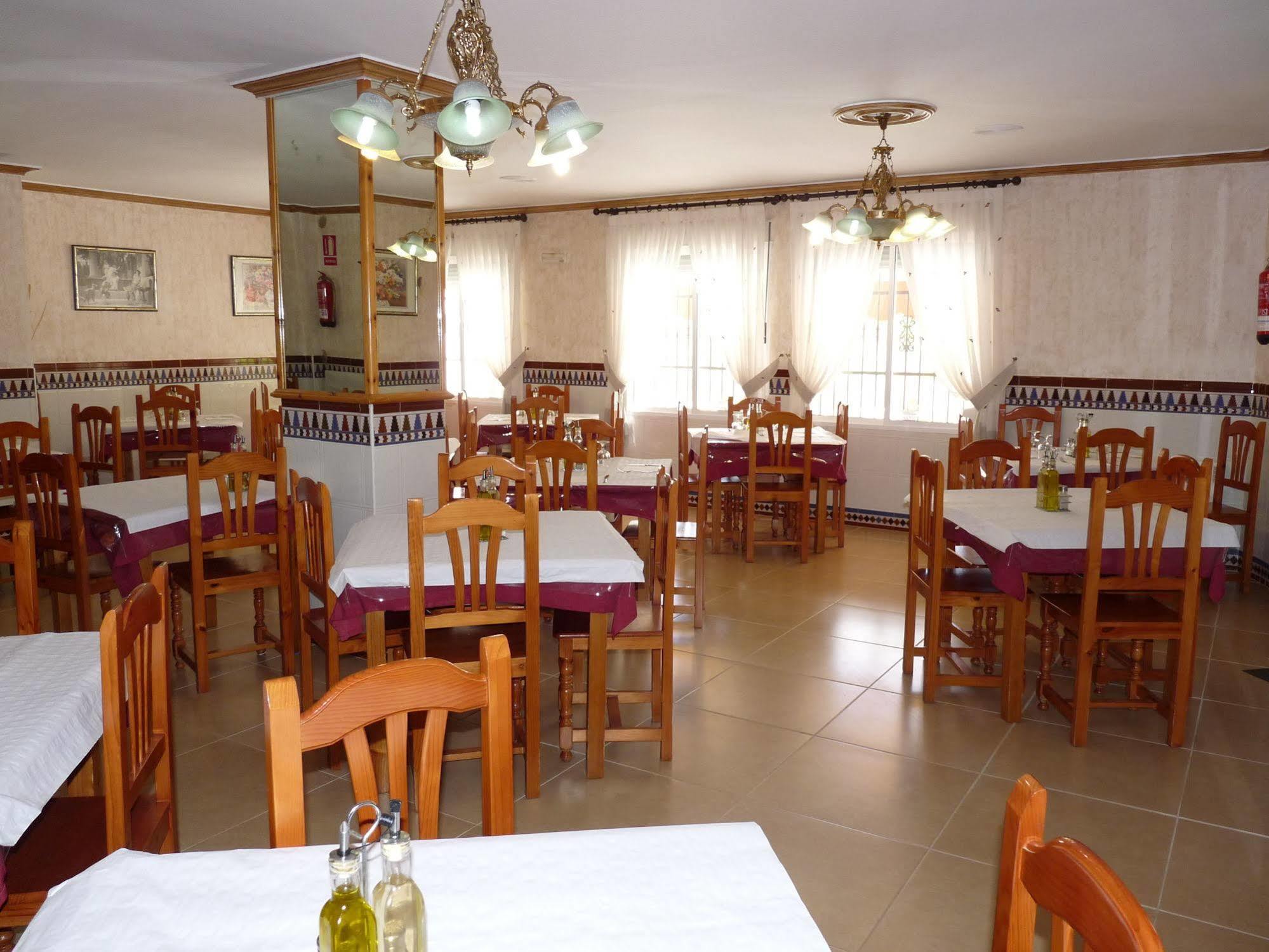 Hostal Rural Montual Лос-Баньос Экстерьер фото